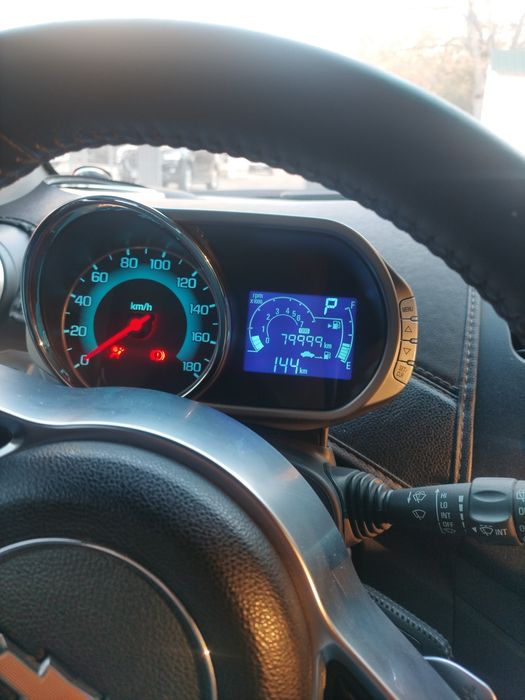 Spark avtomat 4 poz sotiladi