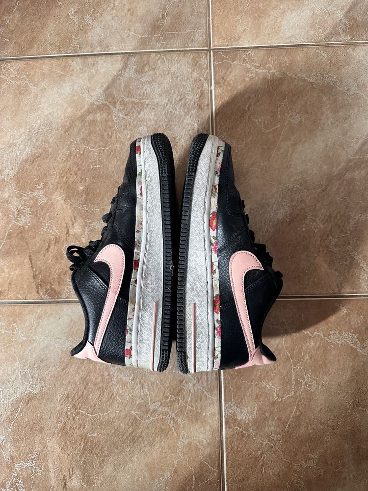 Маратонки Nike Air 36