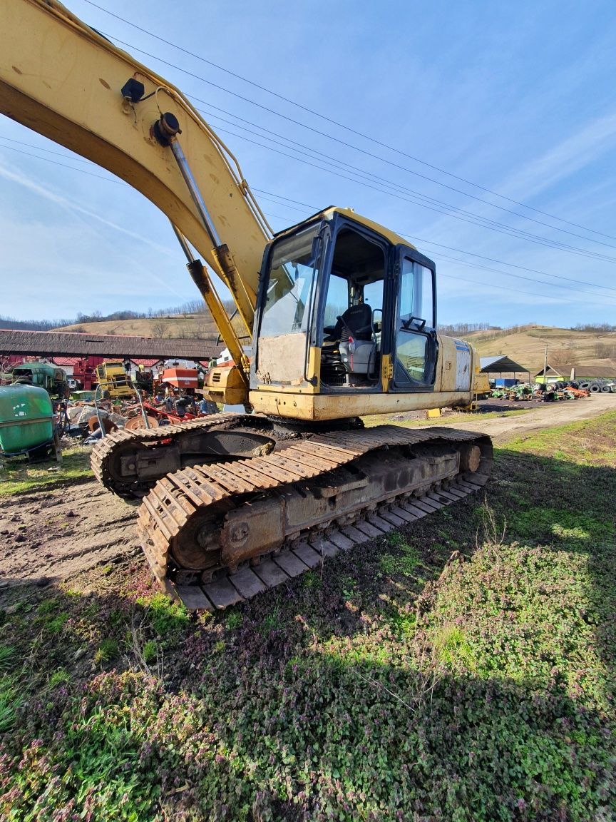 Dezmembram excavator Komatsu PC210LC