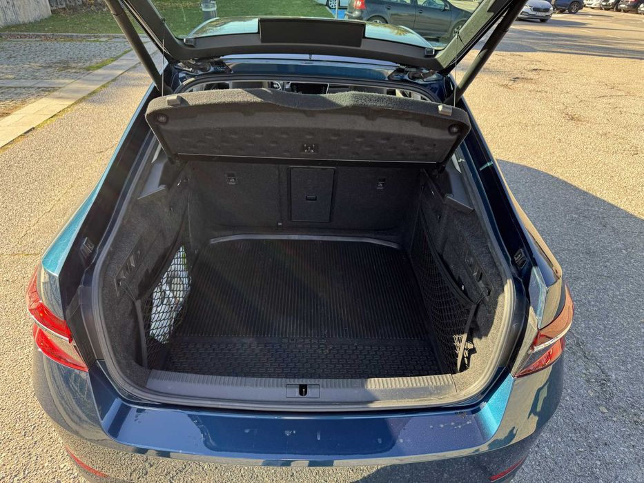 Skoda Superb L&K 2.0TDI 4x4 200 кс. 53000 km