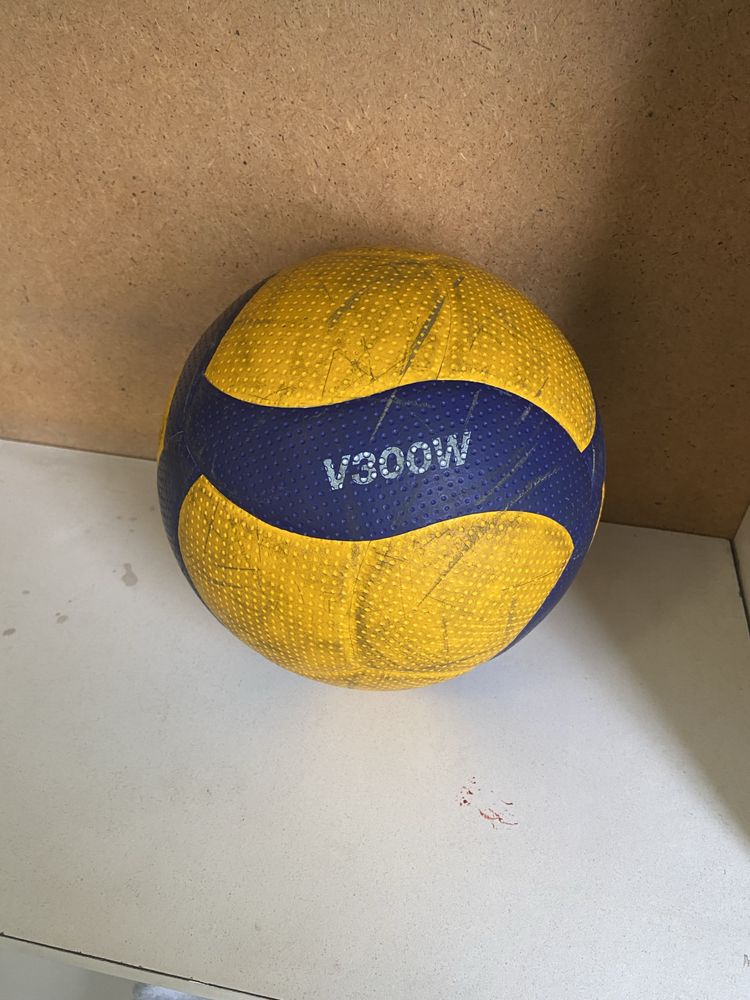 Mikasa v300w мячь волейбол