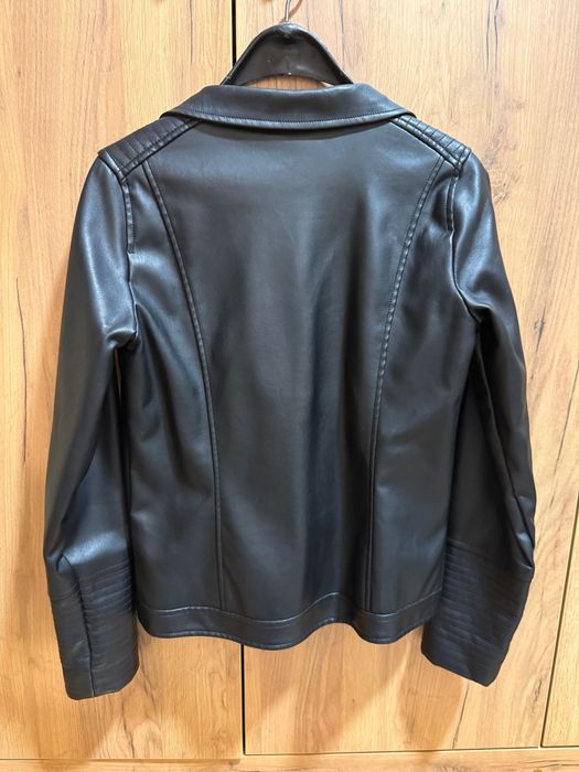 Дамско кожено яке