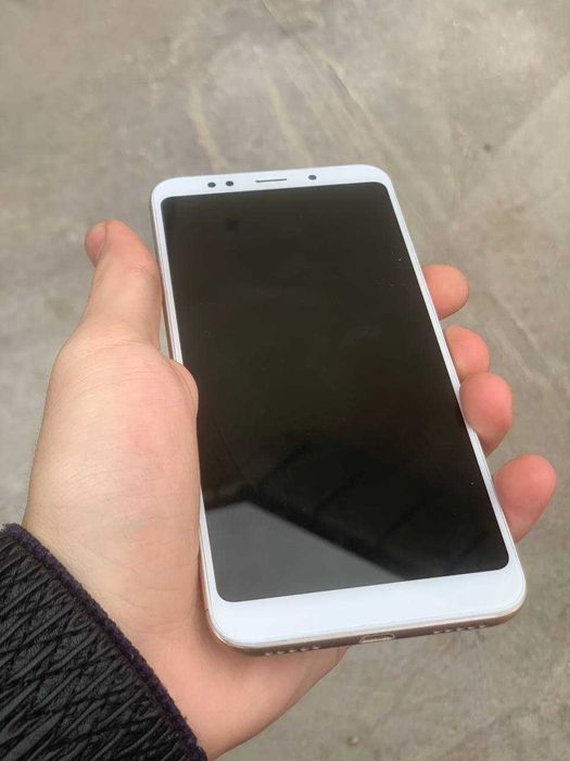 Redmi 5 plus sotiladi