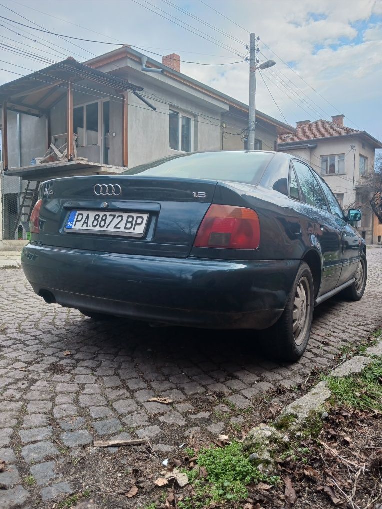 Audi a 4 1.8 с газ