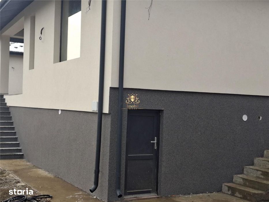 Casa pe parter  4 camere cu  2 beciuri si terasa ! centruTomesti. Fina