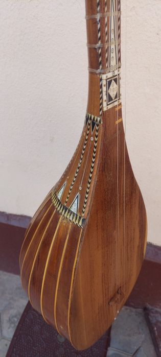 Qoshgʻarda yasalgan dutor ovozi zor