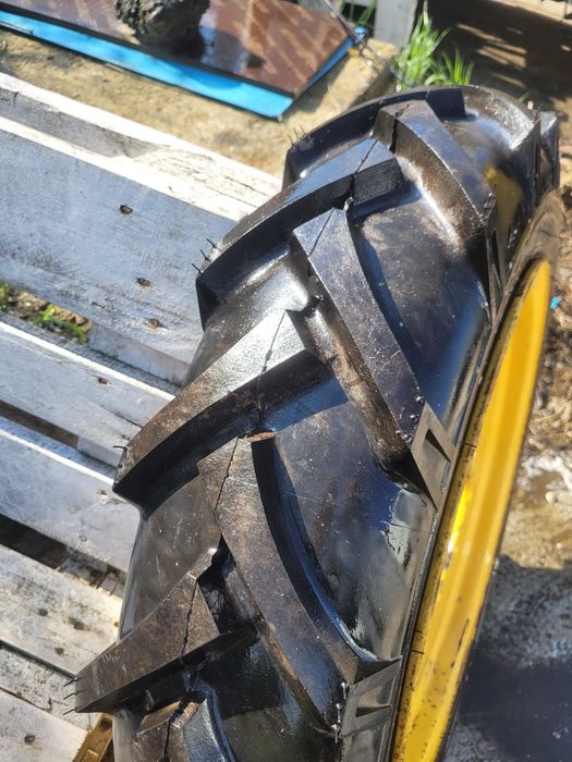 Anvelope 8.3/24 tractor