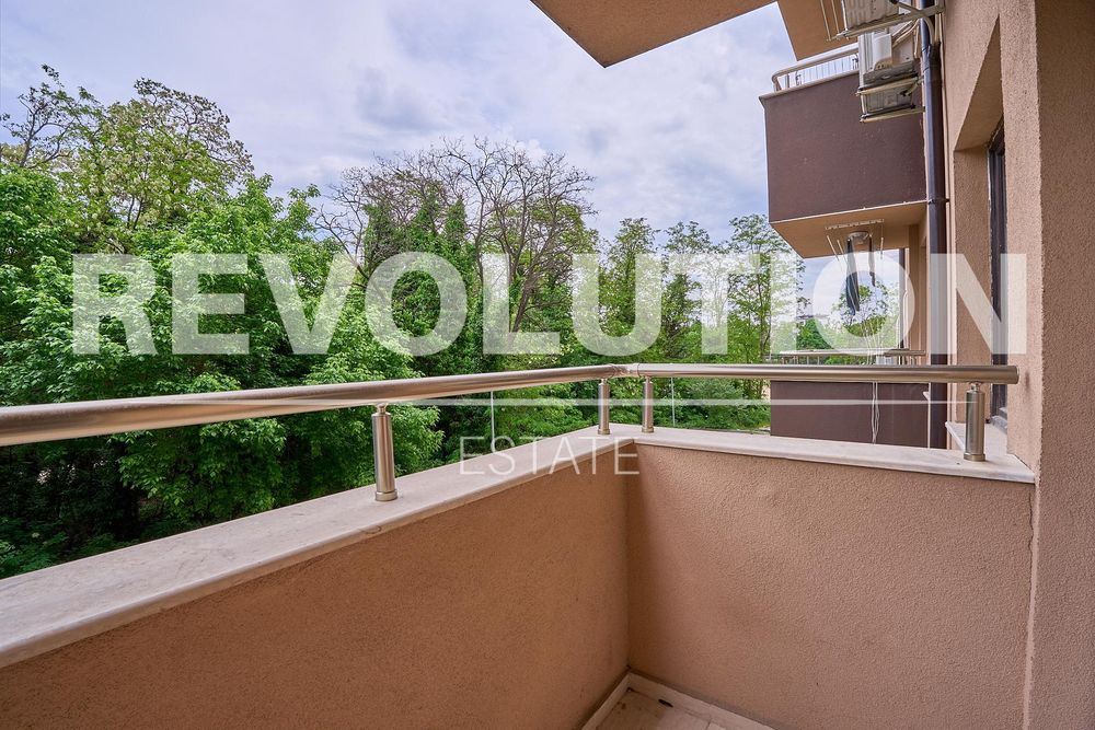 Дава се под наем Тристаен апартамент в Пловдив, Южен - 97 кв.м за 447.78 € - Снимка #11