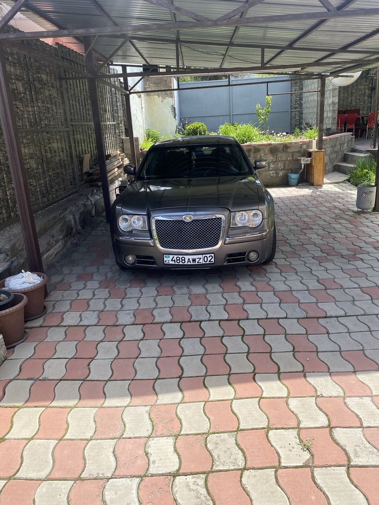 Продам Chrysler 300c 2,7