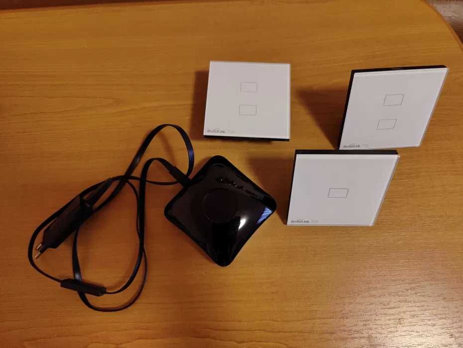 KIT Broadlink 3 Intreupatoare smart+ HUB telecomanda universala RM PRO