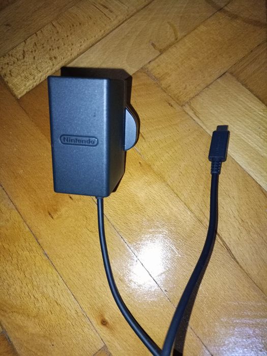 Нинтендо Суич кабел за зареждане