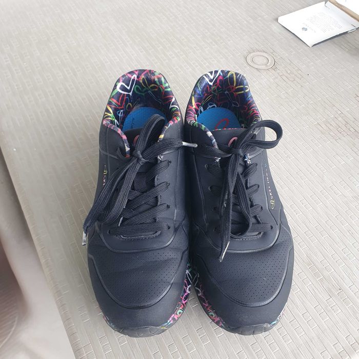 Маратонки Skechers номер 38