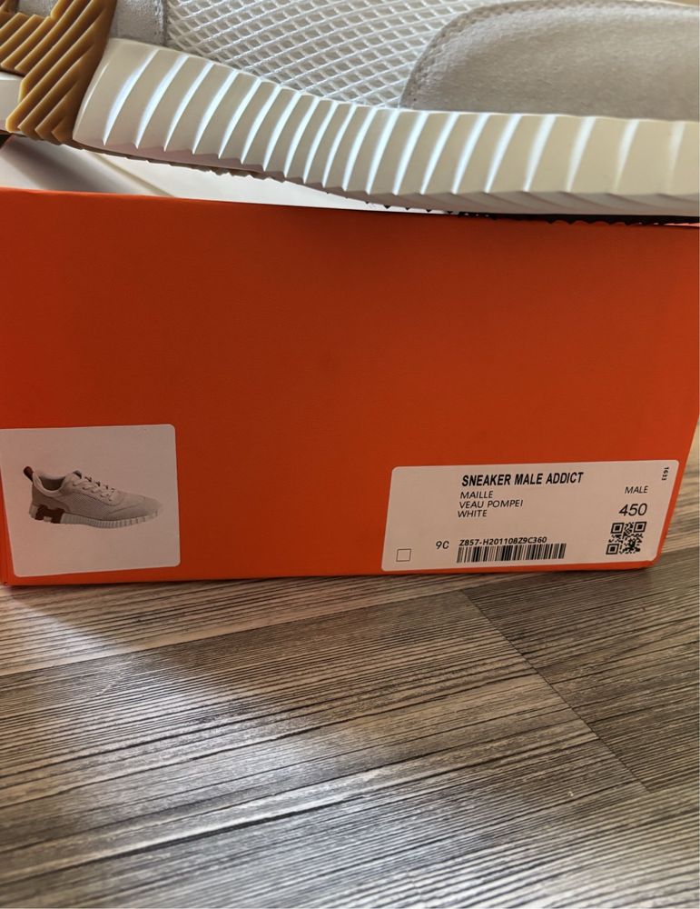 Hermes Bouncing sneakers.