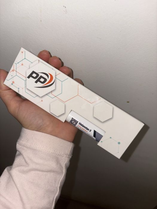 Melanotan 2 pentru bronz