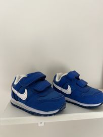 Бебешки маратонки Nike