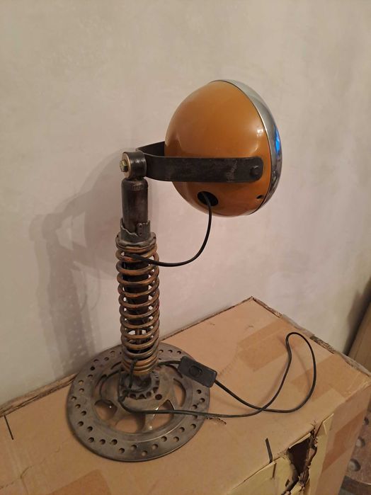 Дизайнерски лампи