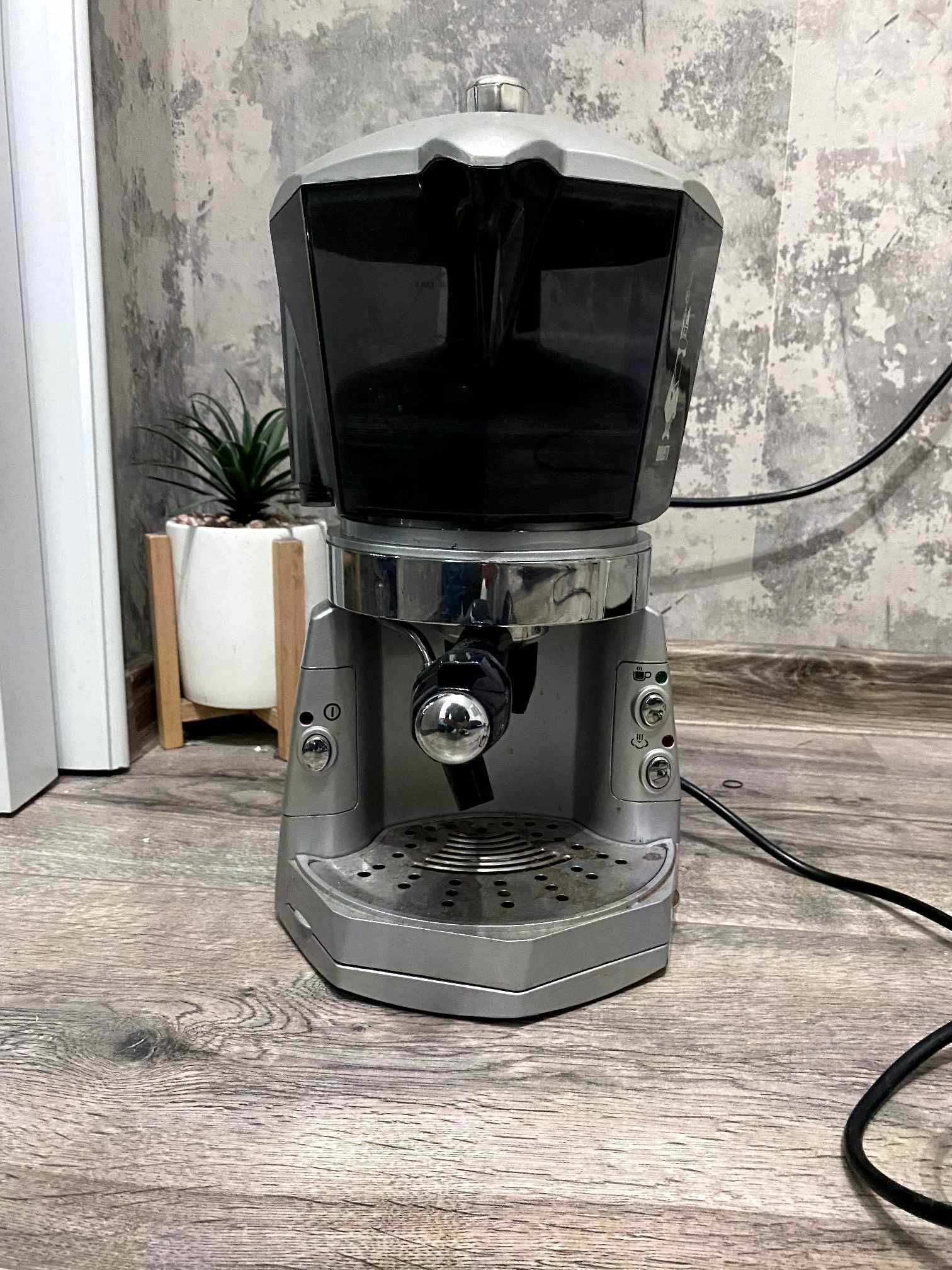 Aparat de cafea Bialetti