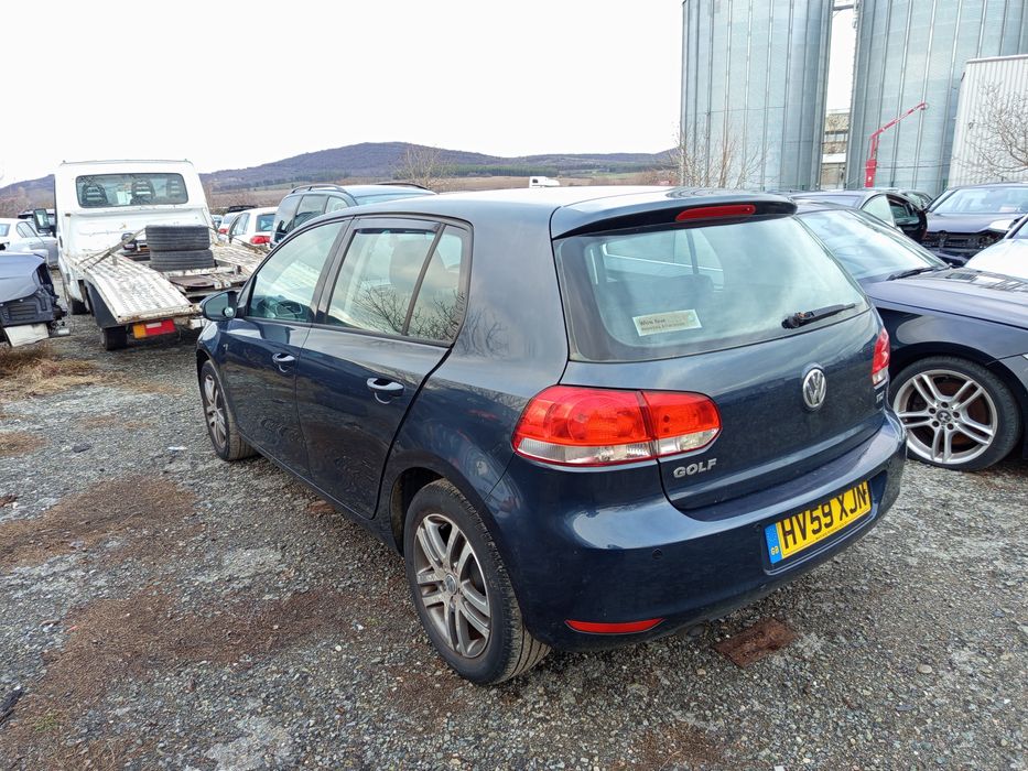 Фолксваген Голф 6 1.6 тди dsg 2011 год