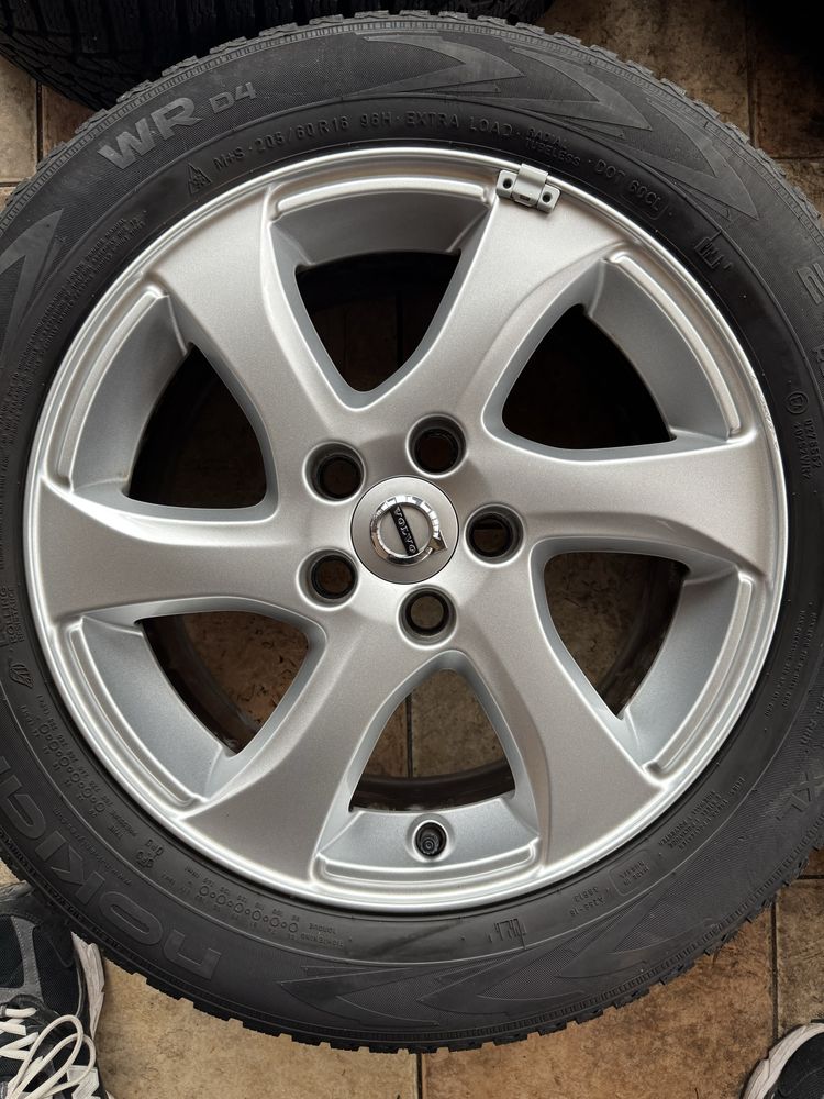 Оригинални джанти Volvo 16” – 5x108 – Без кривини – Гумите подарък!