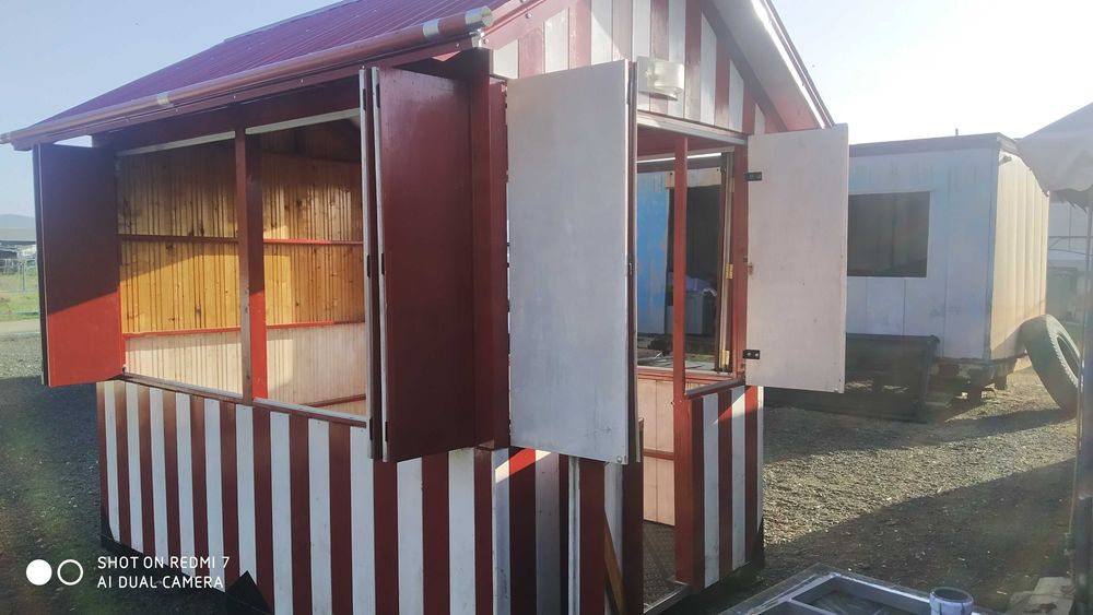 павилион за търговска дейност