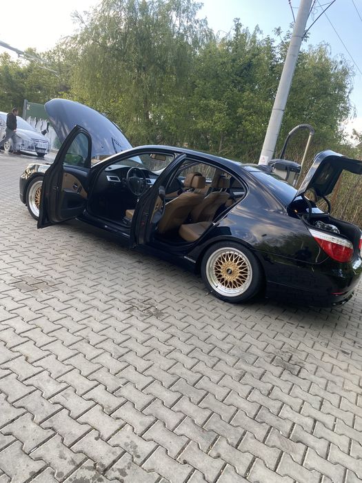 Vând BMW 520d e60 FL 2009