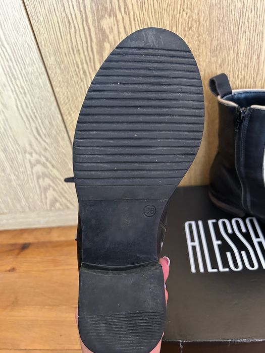 Маратонки NIKE,  Alessa боти - 36 номер