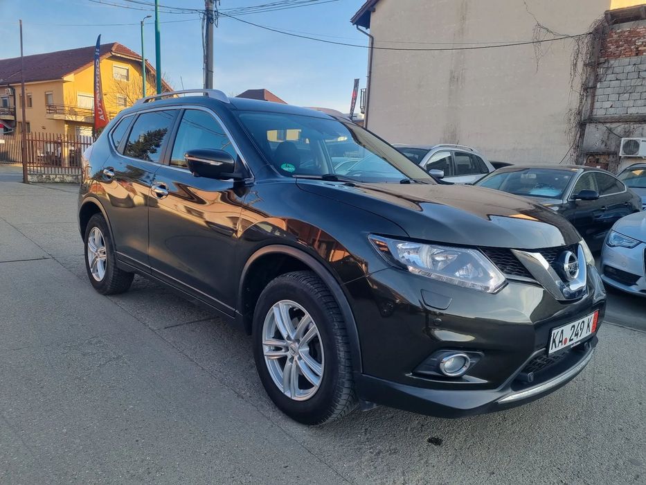 Nissan X-Trail Nissan Qashqai 1.6 dci diesel an 2014 navi euro 5