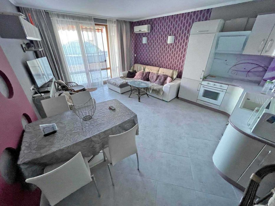 Продава се Тристаен апартамент в Свети Влас - 114 кв.м за 1009 €/кв.м - Снимка #2
