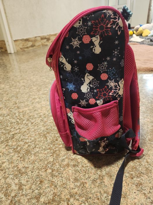 Vand ghiozdan scolar, perfecta stare