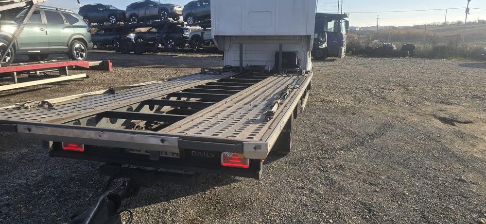 Platforma iveco daily transport auto remorca 2 poziti