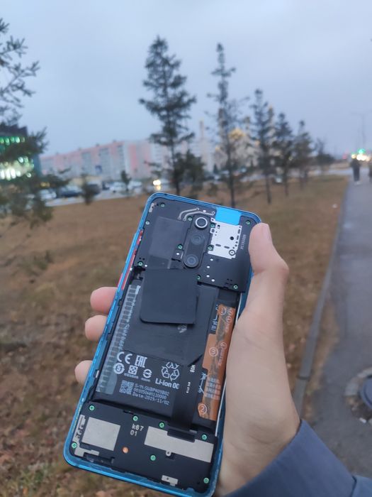 Ми 9т про 6/128 в хорошем состоянии