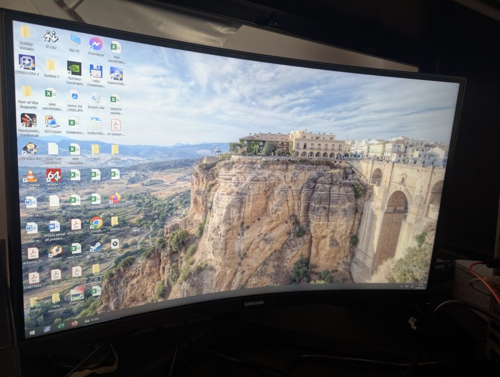 Okazie ‼️ Monitor Gaming 2k Samsung Odyssey G5 cu 165hz la cutie !