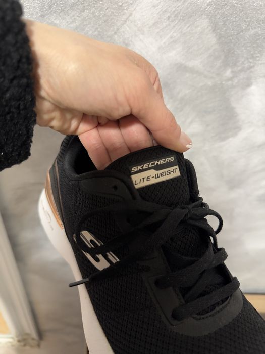 Pantofi sport dama Skechers noi