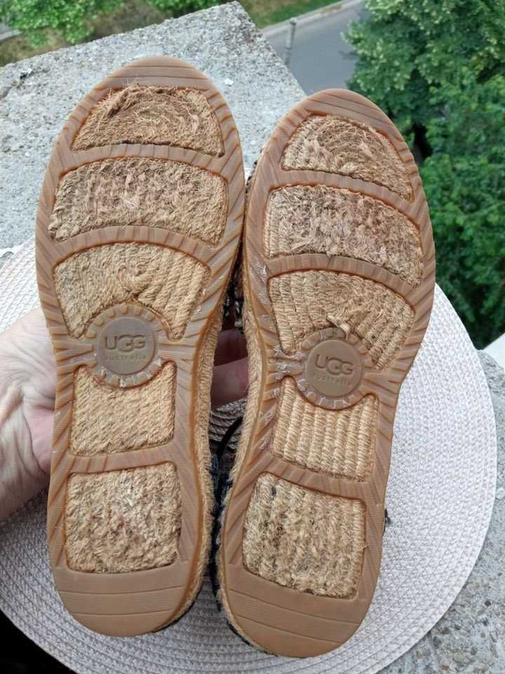 Sandale UGG Australia, marime 39 (24.5 cm)