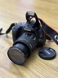 Срочно продам фотоаппарат Canon EOS 200D
