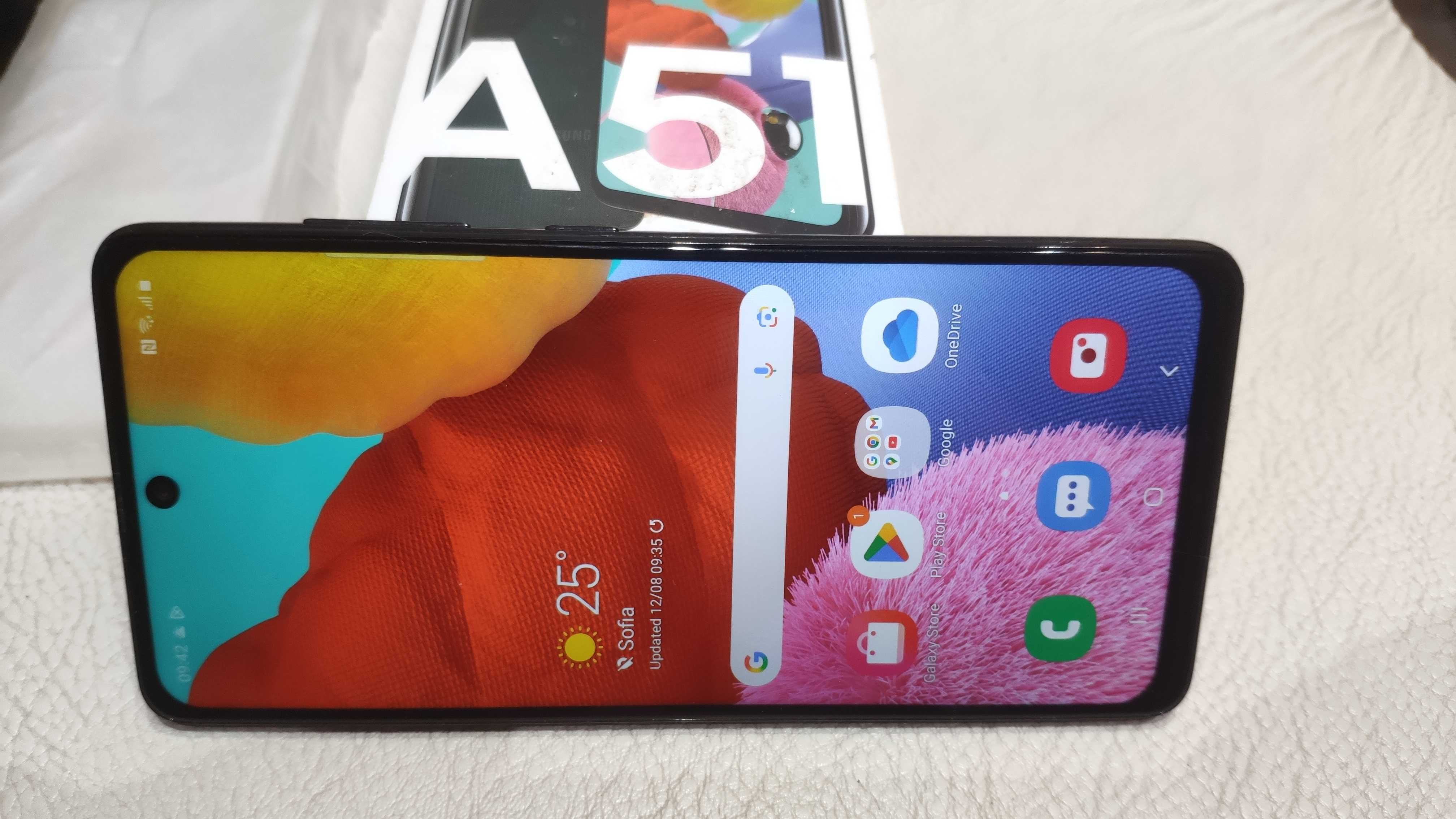 смартфон Sumsung Galaxy A51
