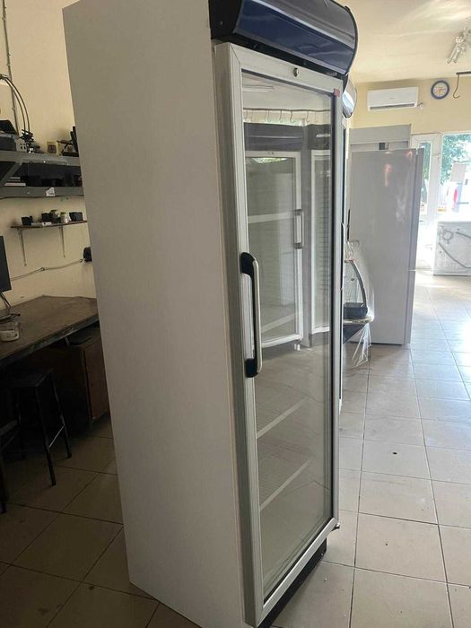 Vitrina frigorifica bauturi/lactate