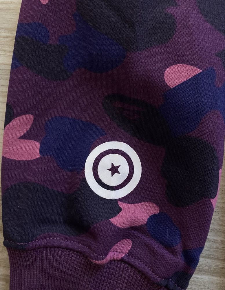 Bape hoodie mov marimea M fit L