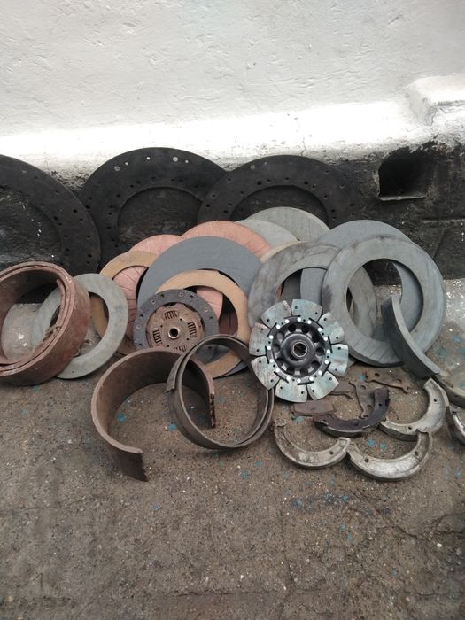 Клепаю фередо тормозные колодки