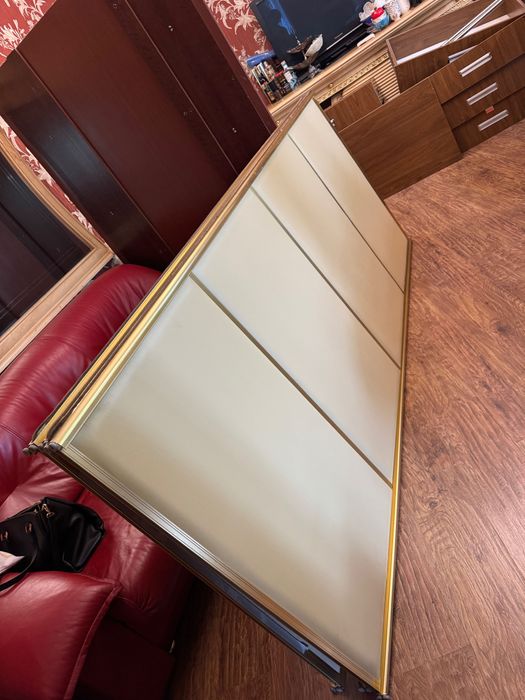 Продаю встроенный шкаф-купе с 3 отделами