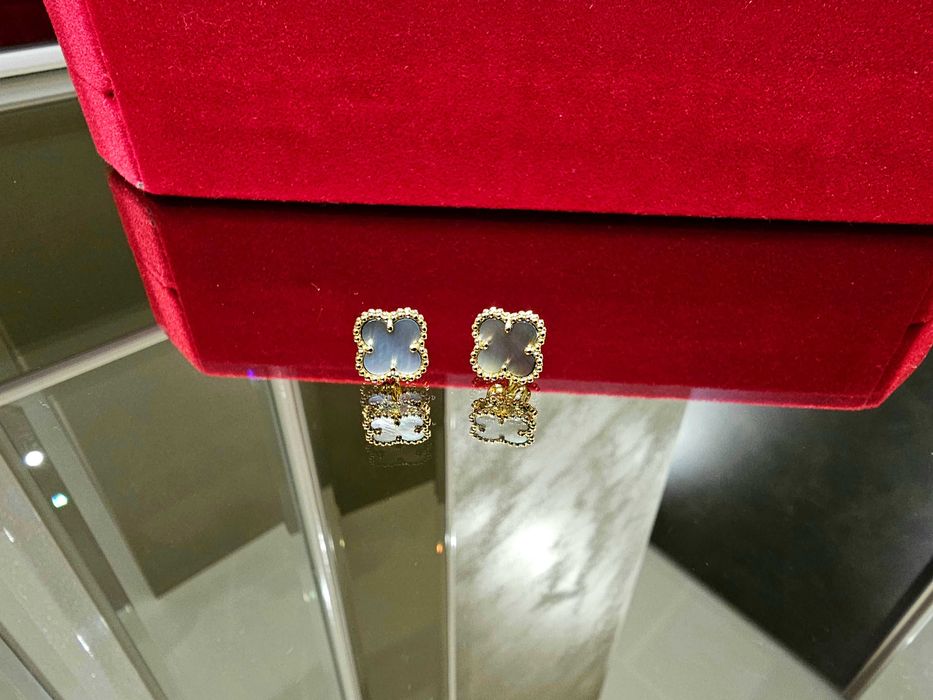 Van Cleef & Arpels VCA Gold Grey Mother Sweet Alhambra Дамски Обеци