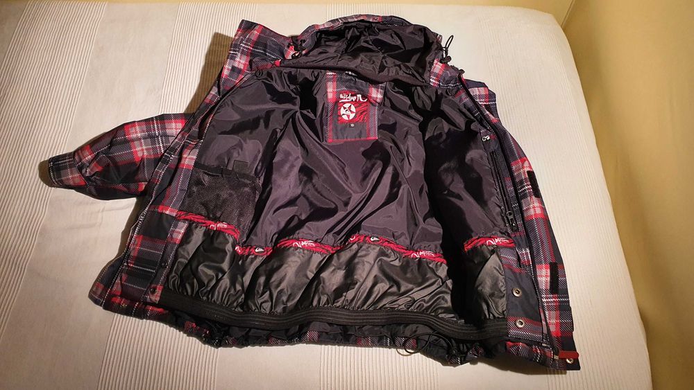 Детско скиорско яке и ръкавици Quicksilver