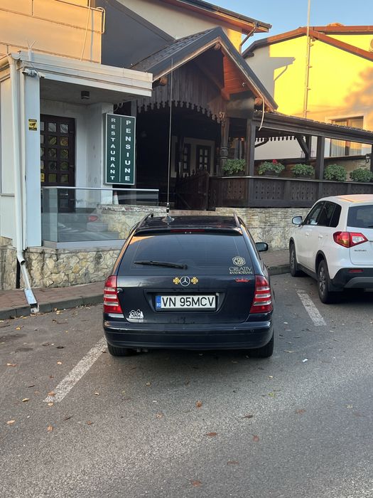 Vand sau schimb pret negociabil