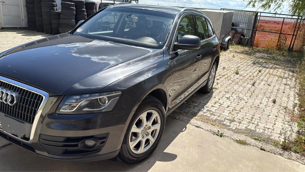 Vand AUDI Q5-2010