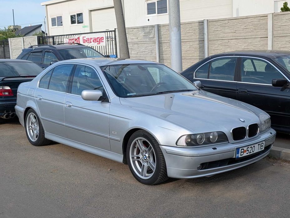 BMW 520i (170CP) steptronic (E39 facelift - motor M54B22)