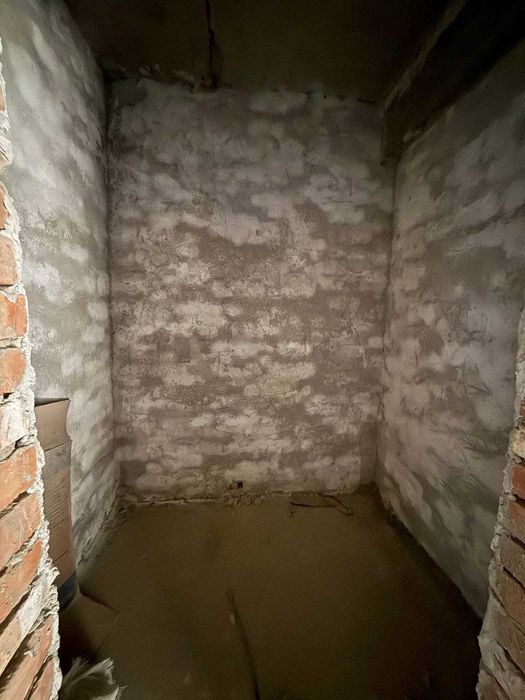 Продаётся 3х комн квартира на 4 этаже Ор-р Конечка