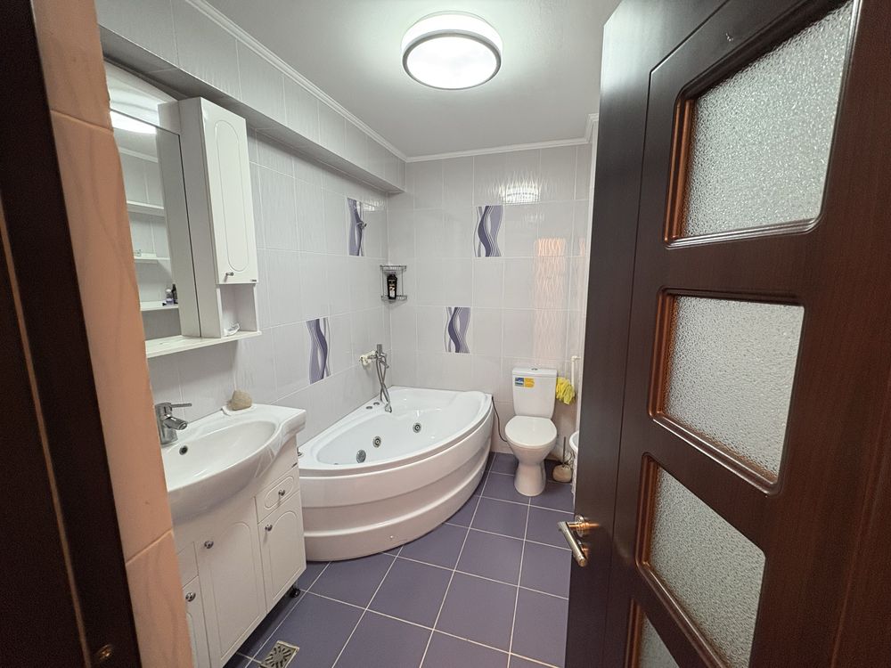 Inchiriere apartament 2 camere Modern, bloc nou