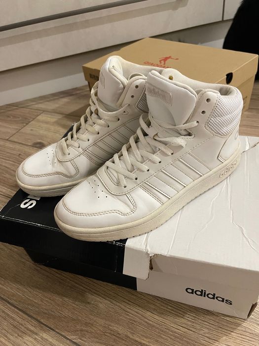 Кроссовки адидас 38-39