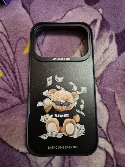 Husa iphone 17 pro nouă