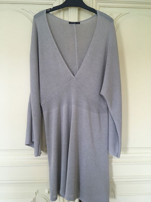 bluza tricotata crem cu maneca larga